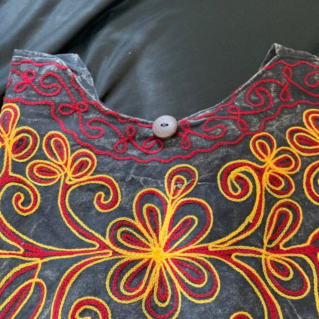 Black Ember Embroidered Hobo Bag clean product detail 3