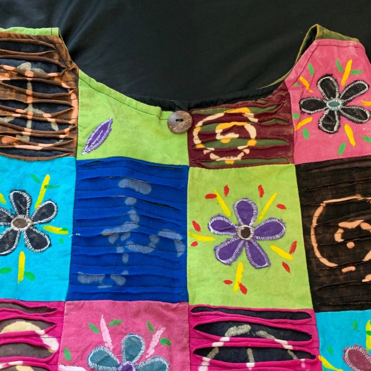 Himalayan Patchwork Flower Hobo Bag clean product detail 3