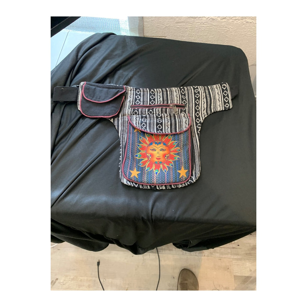 Sun Spirit Multi-Pocket Waist Bag clean product detail 1