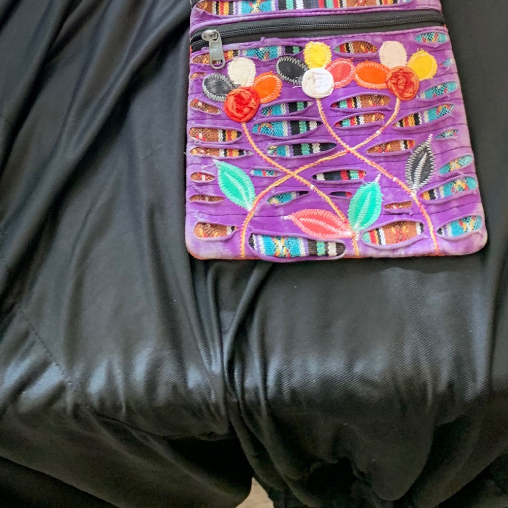Purple Wildflower Cutwork Crossbody Bag clean product detail 4